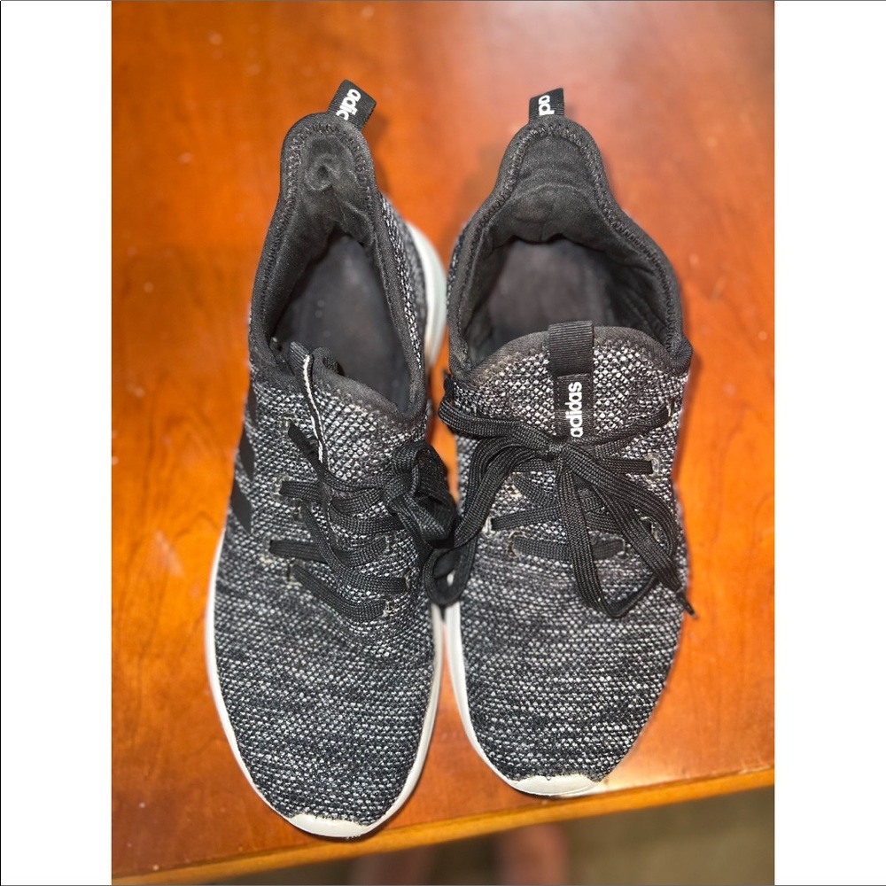 Adidas cloud foam black size 8